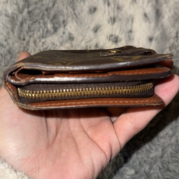Men’s or Women’s Louis Vuitton Compact Zippe Wallet Monogram Canvas! Preloved - Picture 9 of 13